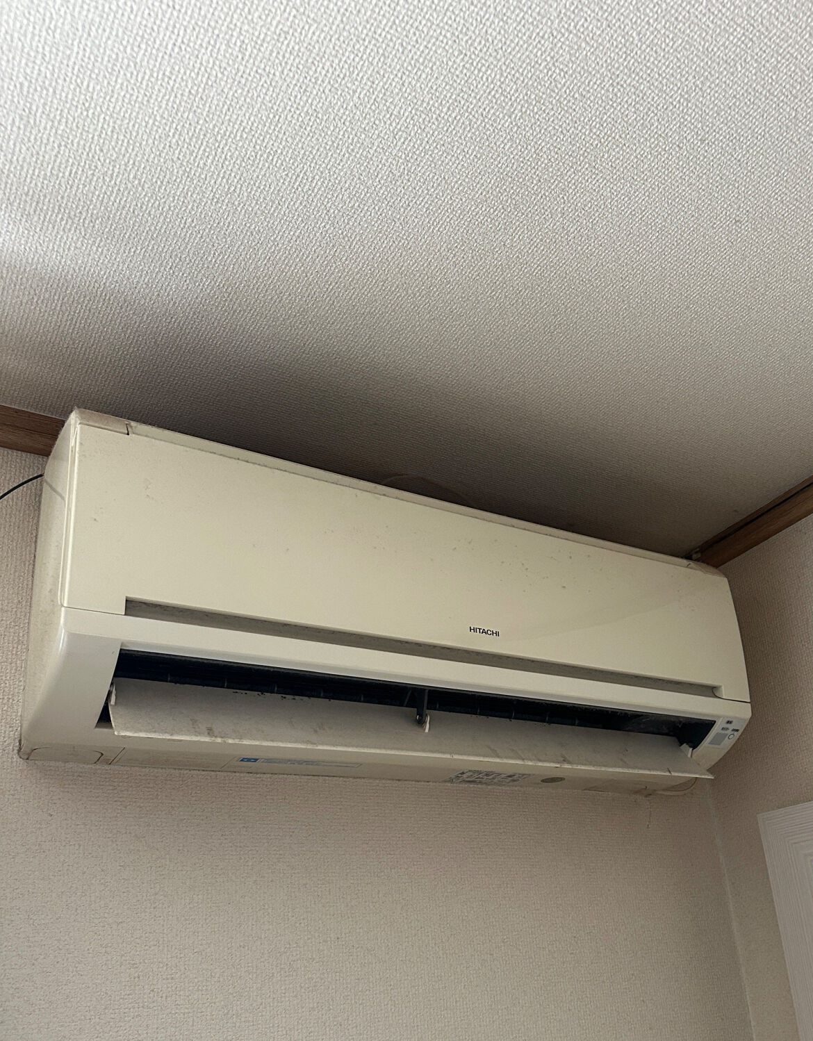 青森県青森市中佃１丁目　I様宅　普通エアコンクリーニング２台