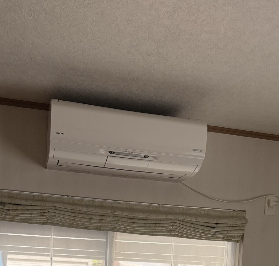 青森県弘前市城西三丁目　S様宅　お掃除機能付きエアコン洗浄と防カビコーティング