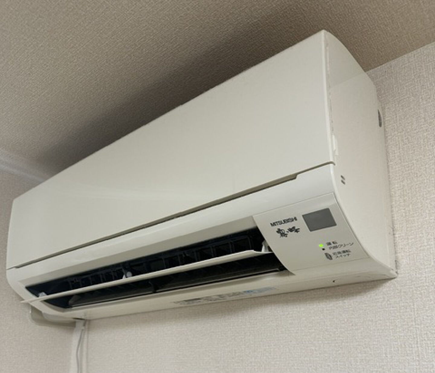青森県弘前市高田５丁目　T様宅　普通エアコン掃除と防カビコーティング